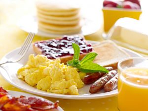 Национален месец на закуската: топ 5 на калифорнийските закуски